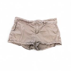 Chocolate Women's Casual Shorts in Light Taupe